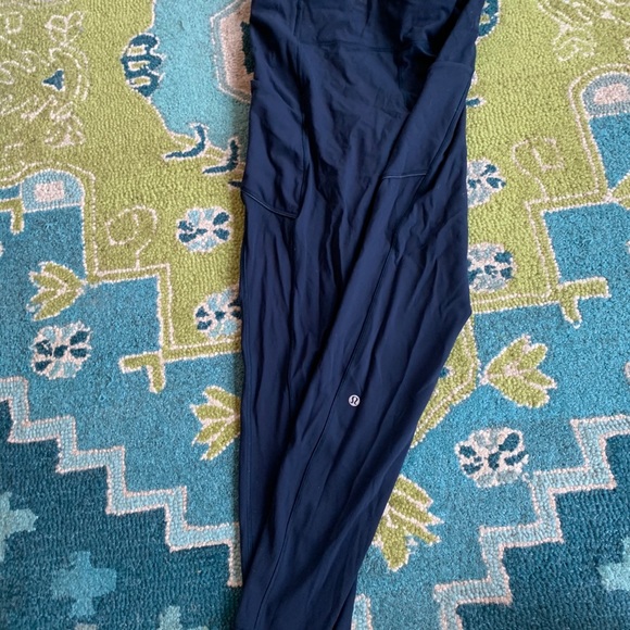 NAVY LULULEMON SPEED UP TIGHT - Picture 4 of 6